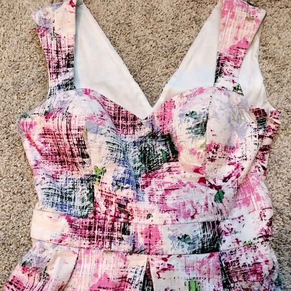 Guess Multicolored Abstract Floral Sleeveless Sweet Heart Neckline Dress Sz 6 - Picture 2 of 7